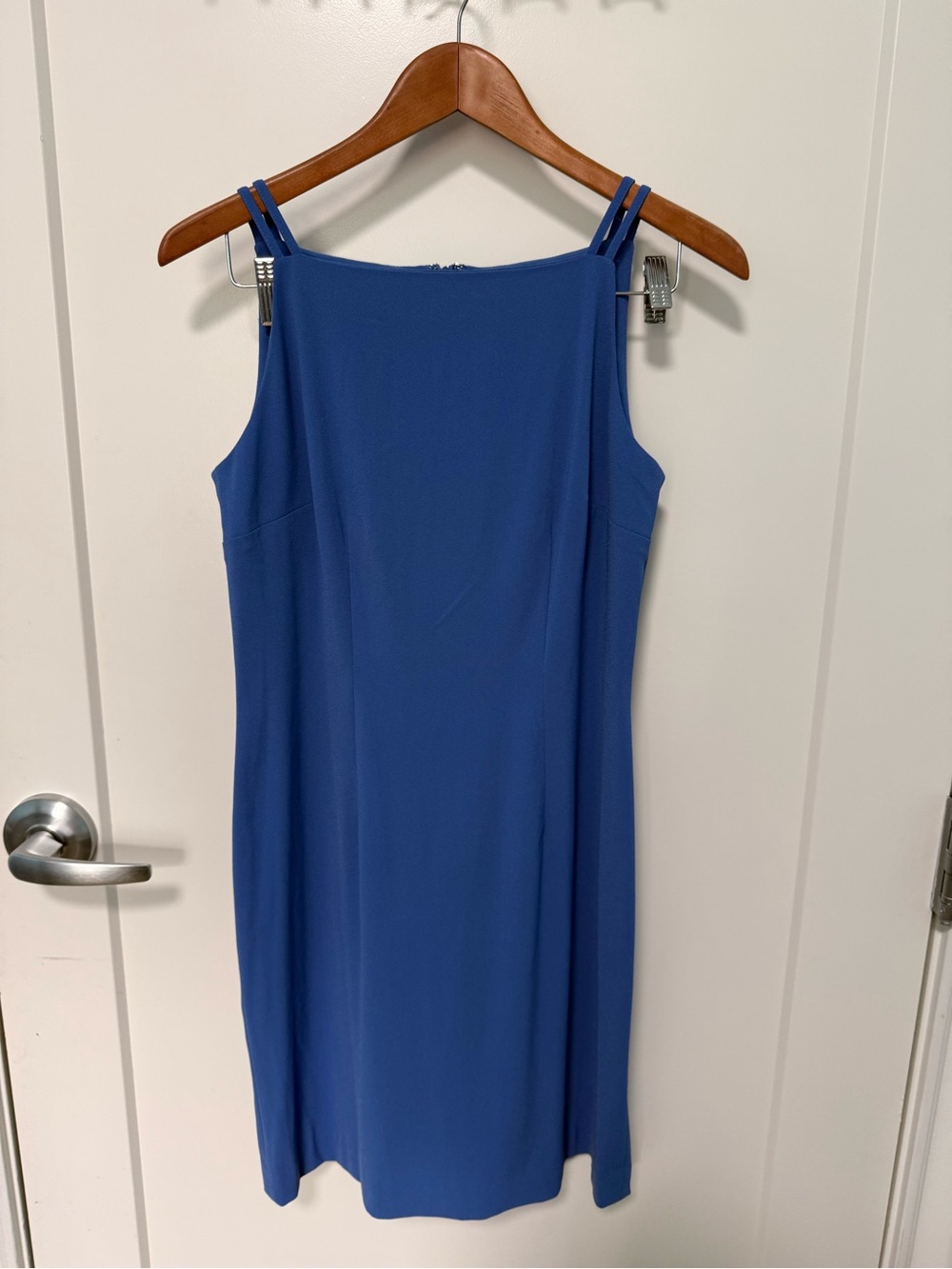 Amanda Smith Blue Sleeveless Shift Dress